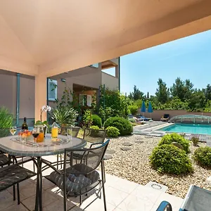 Apartament Matas - Srd315 By Interhome, Rovanjska
